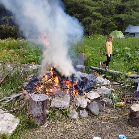Хижа Ловна В Рила Panichishte Ngoại thất bức ảnh